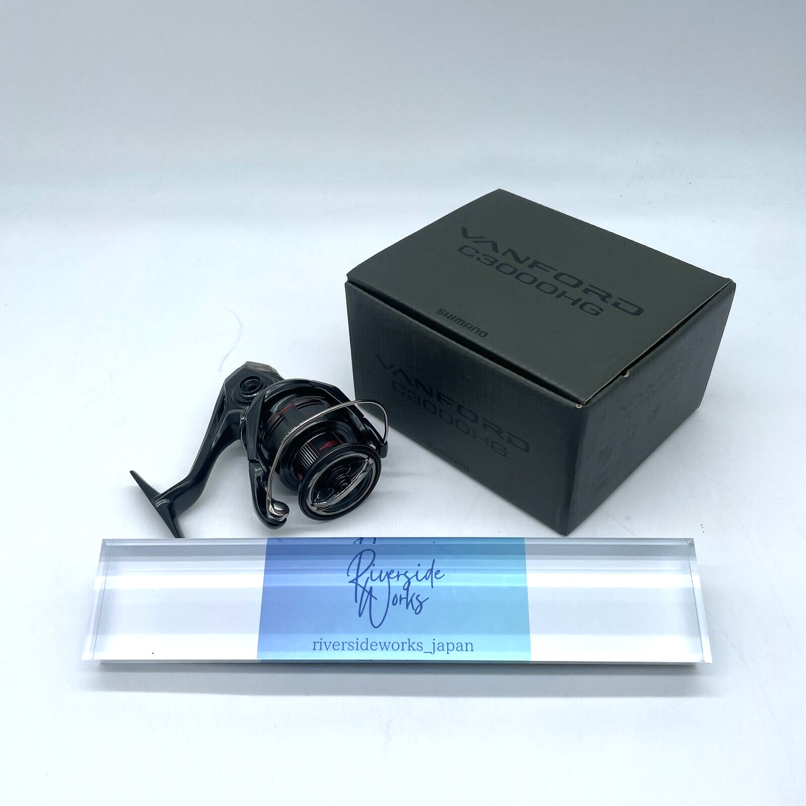 Shimano 24 VANFORD C3000HG Spinning Reel w/Box New JP