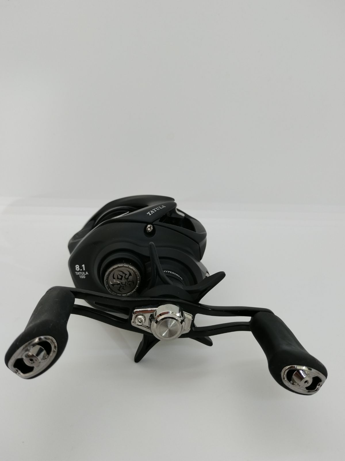 Daiwa TATULA100XH bait reel right handle