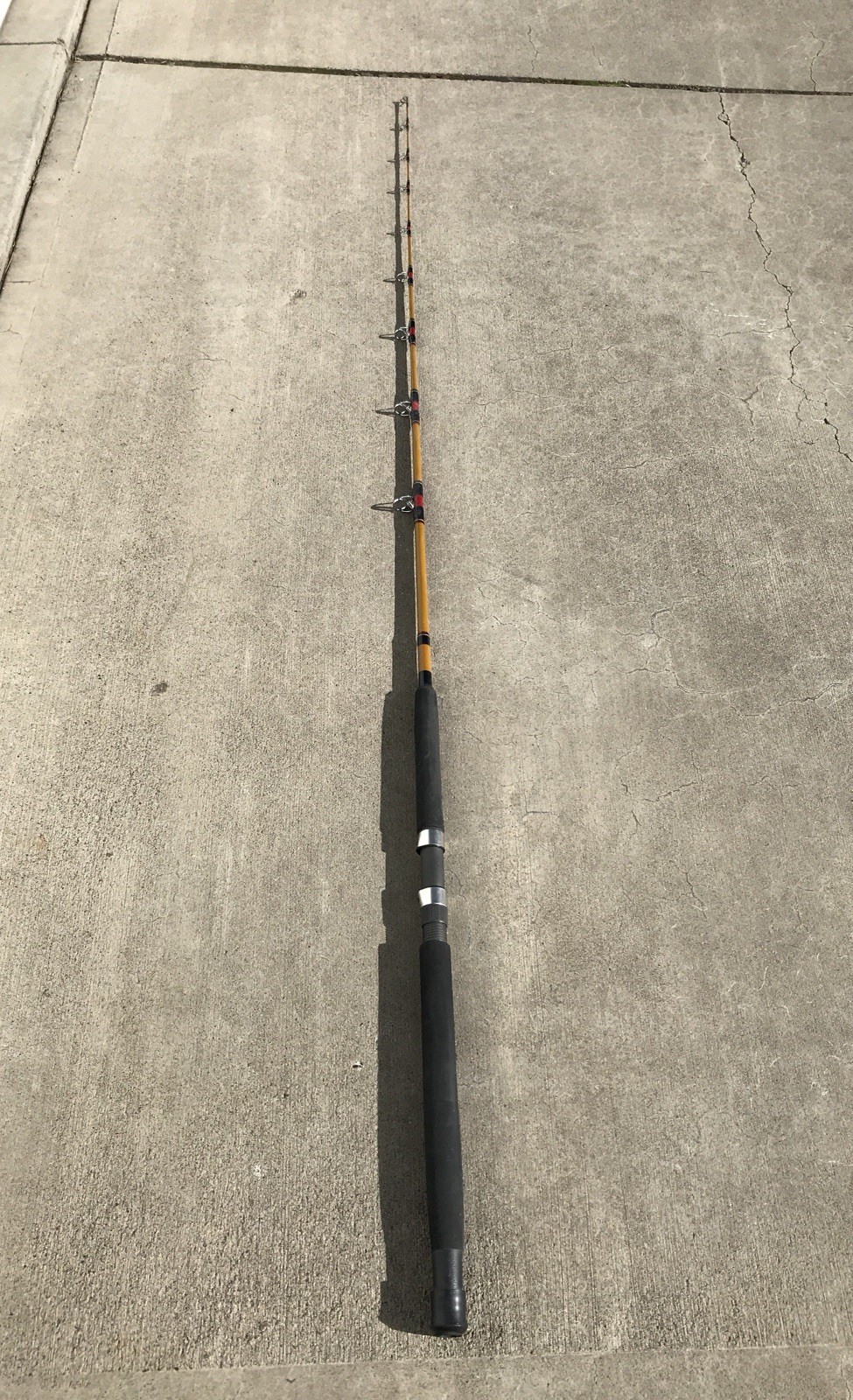 Shakespeare Ugly Stik Tiger 7″ Fiberglass BWC 2202 Big Game Trolling Rod – NICE!