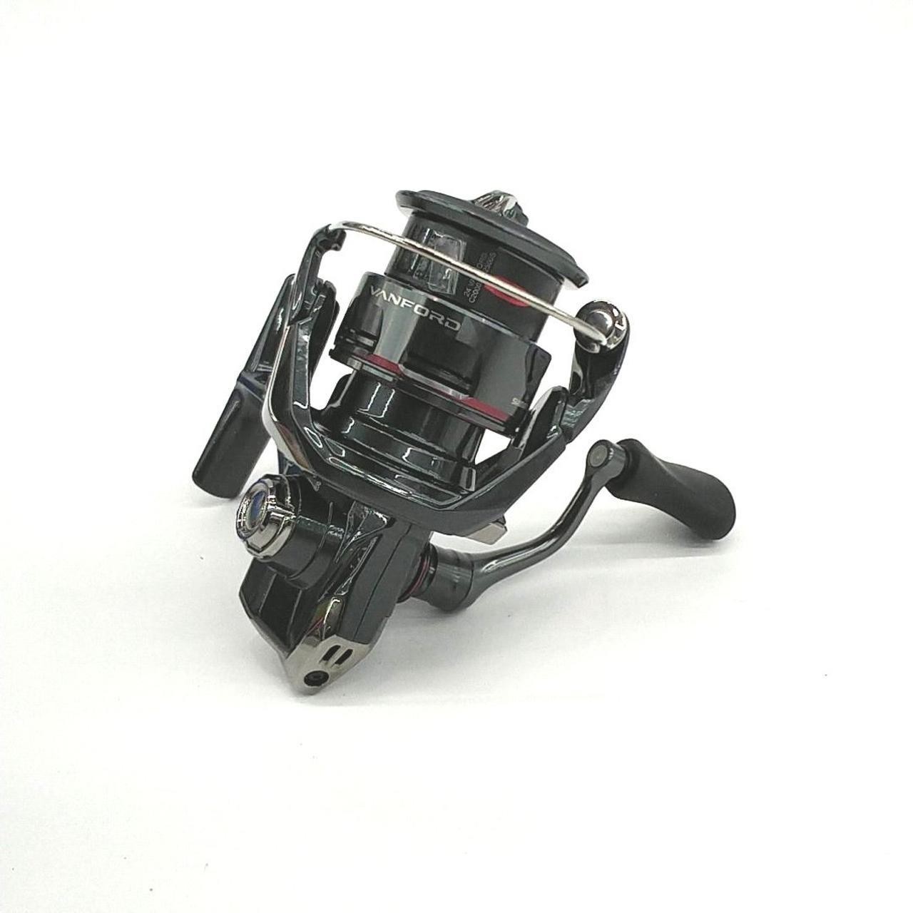 SHIMANO 24 VANFORD C2500S 047038 Spinning reel