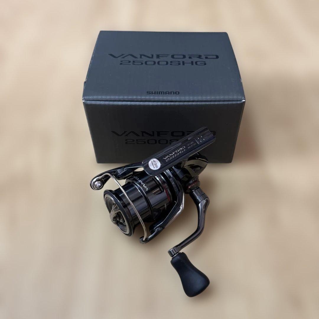 Shimano 24 Vanford 2500 SHG Spinning Reel Used