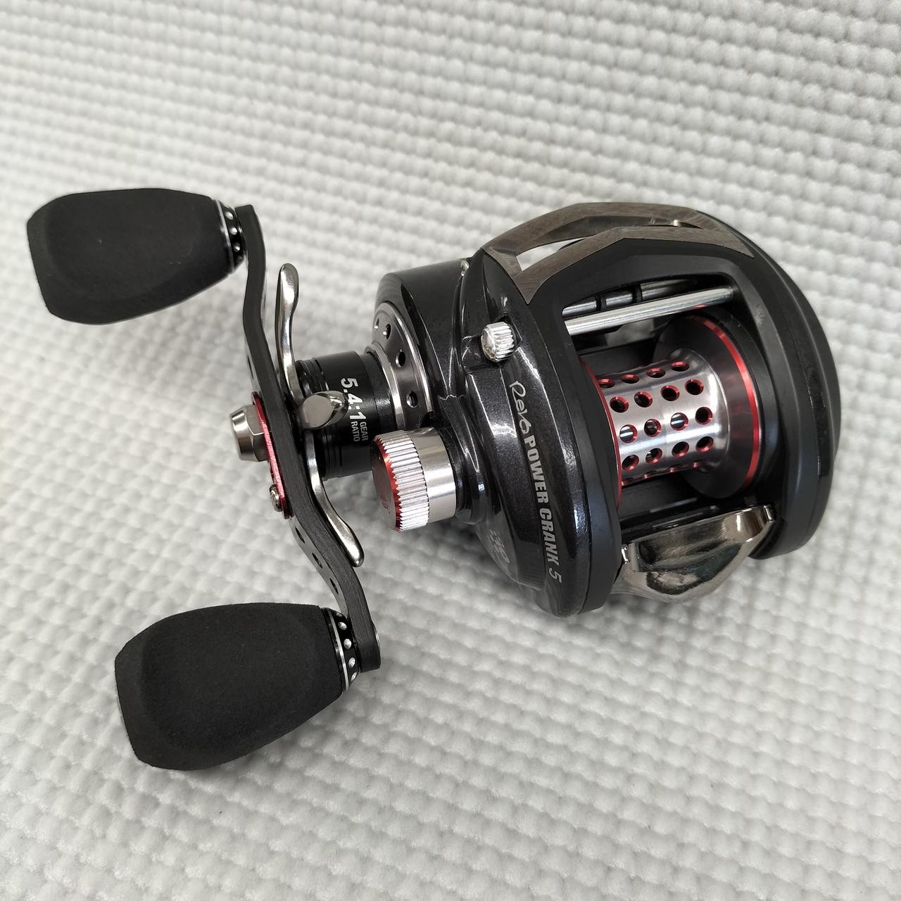 Abu Garcia Revo Powercrank5