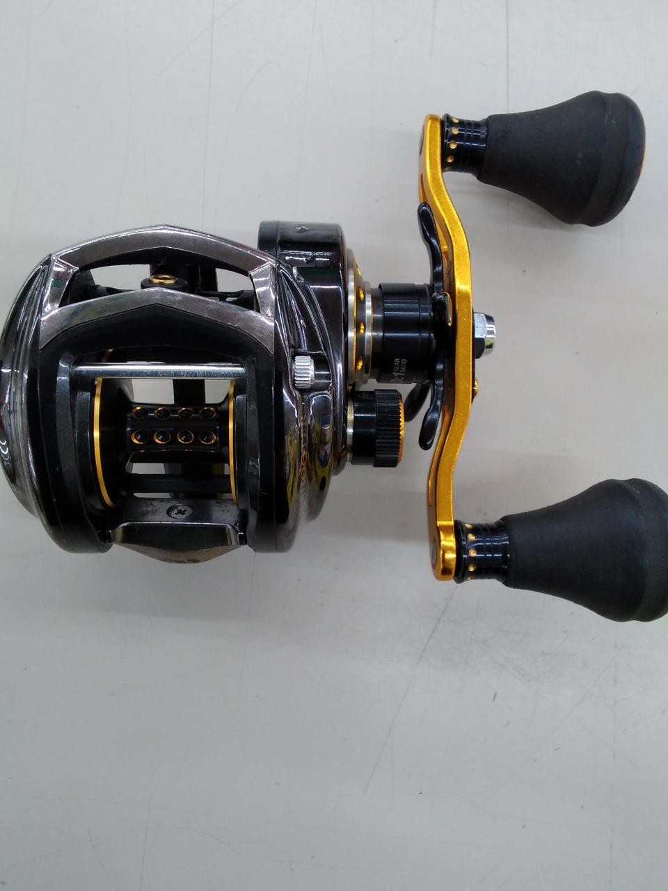 ABU GARCIA REVO3 BC reel