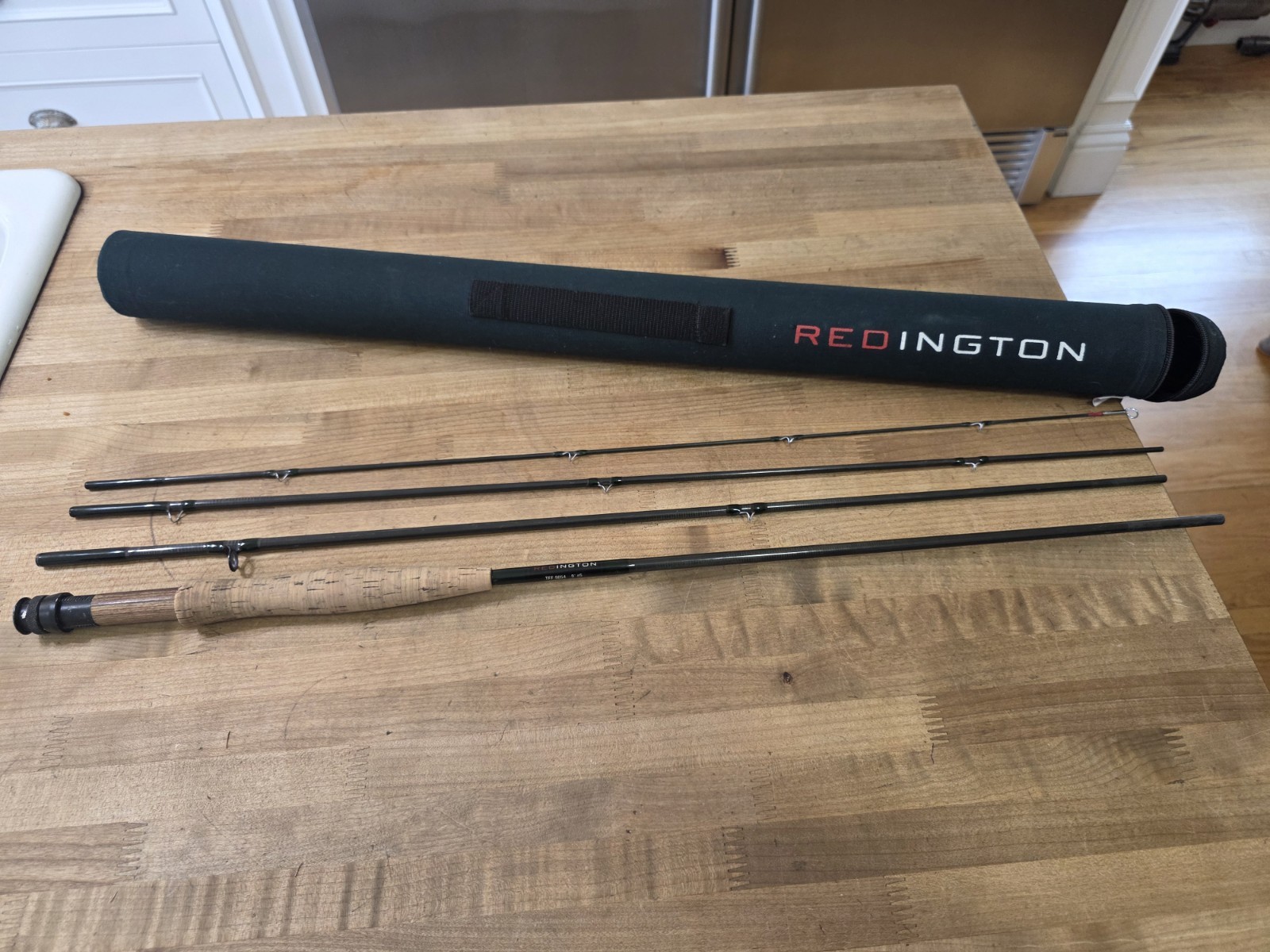 redington tff 9054 9′ #5 wih hard case 4 peice 9 foot fishing rod made in USA