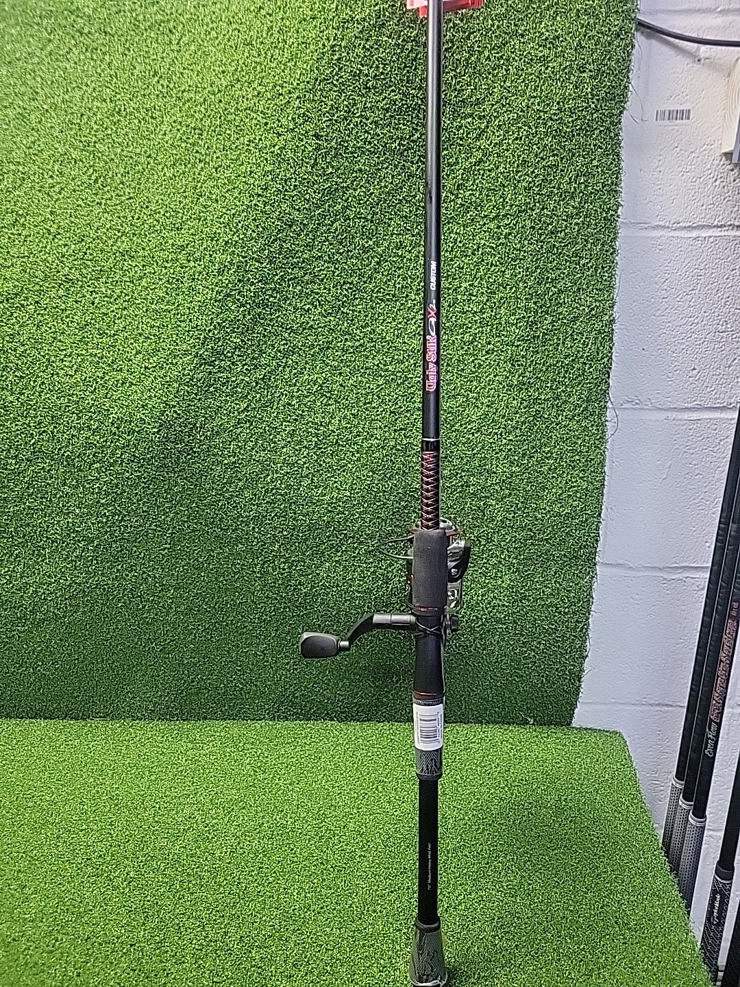 Ugly Stik GX2 Custom 7′ Spinning Rod Combo 1-Piece Fishing Pole – 01C22CM