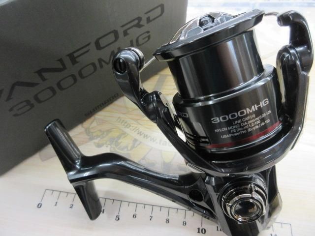 Shimano 24 Vanford 3000MHG Spinning Reel Used