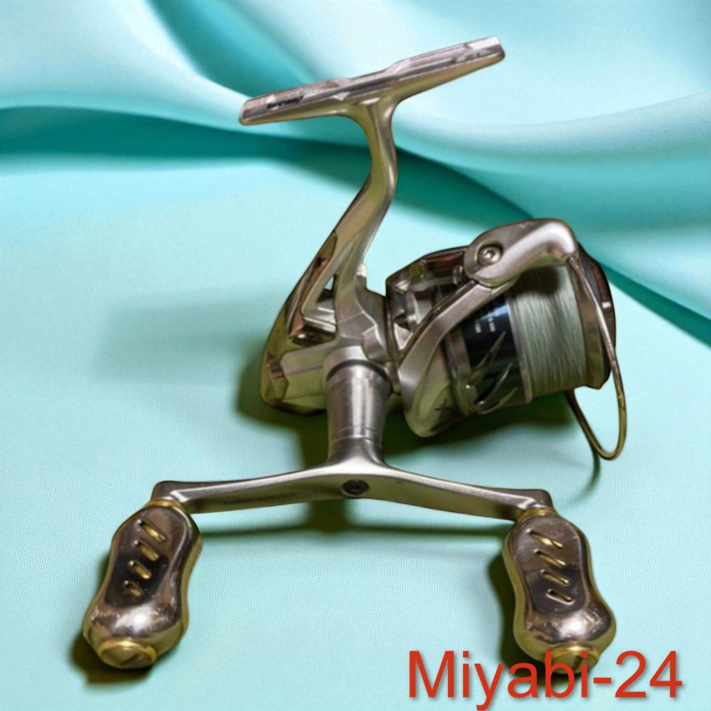 Shimano Stradic 2500HG S-FREE Spinning Reel with Handle & Stand Used