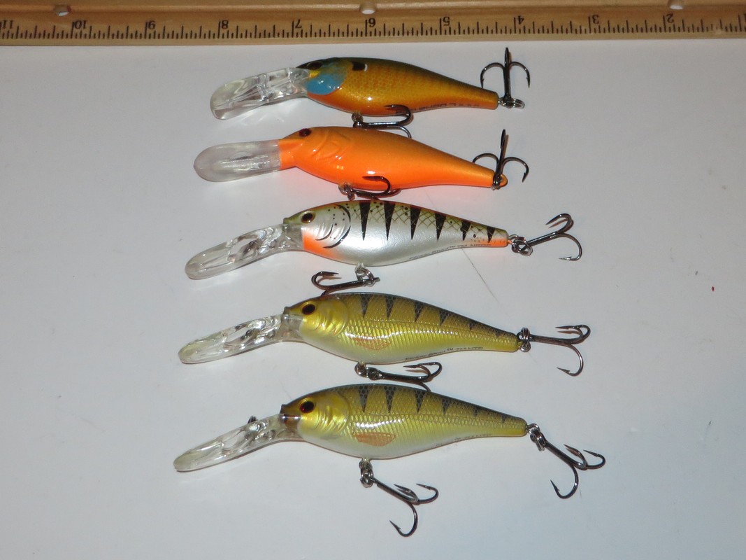 Lot of 5 Berkley Flicker Flik’r Shad Crankbait Lures – Var Colors