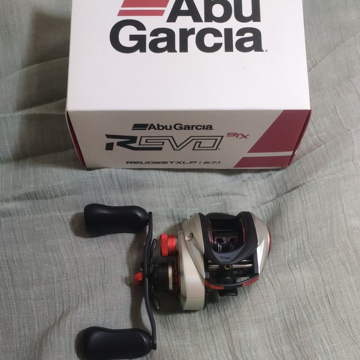 Abu Garcia Revo 5 STX LP