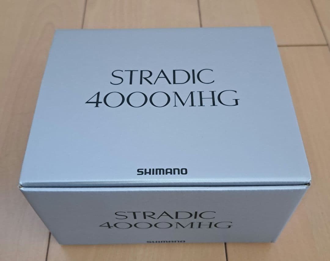 Shimano Stradic 4000MHG Spinning Reel New Unused