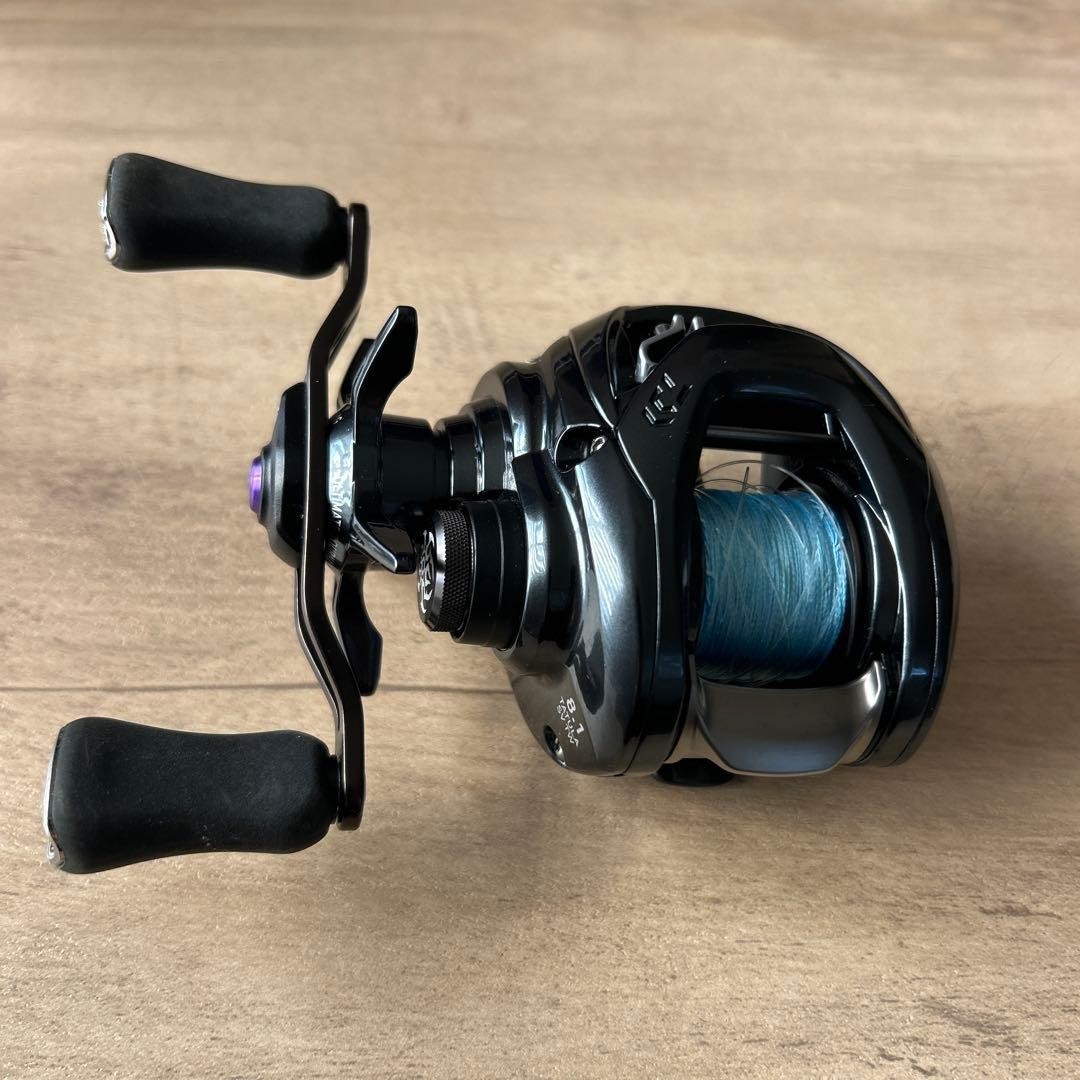 Daiwa Tatula SV TW 103XHL Baitcasting Reel Black 8.1:1 Double Handle Used