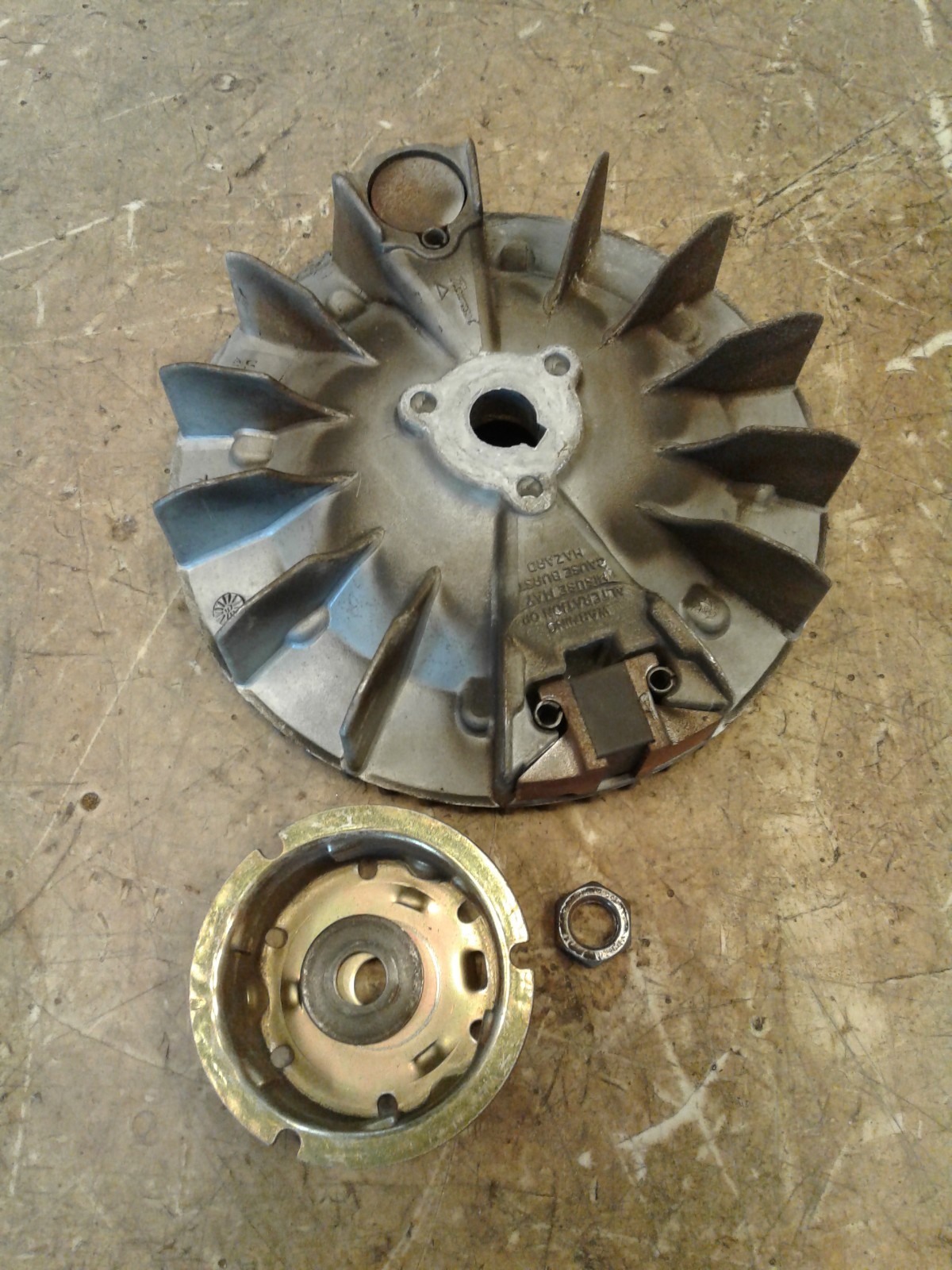 NICE USED TECUMSEH JIFFY ICE AUGER SNOWBLOWER FLYWHEEL 61106 590551A W/ STARTER