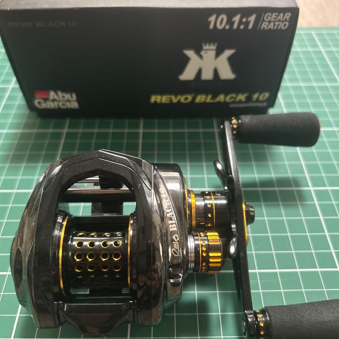AbuGarcia Revo 10 Baitcast Reel