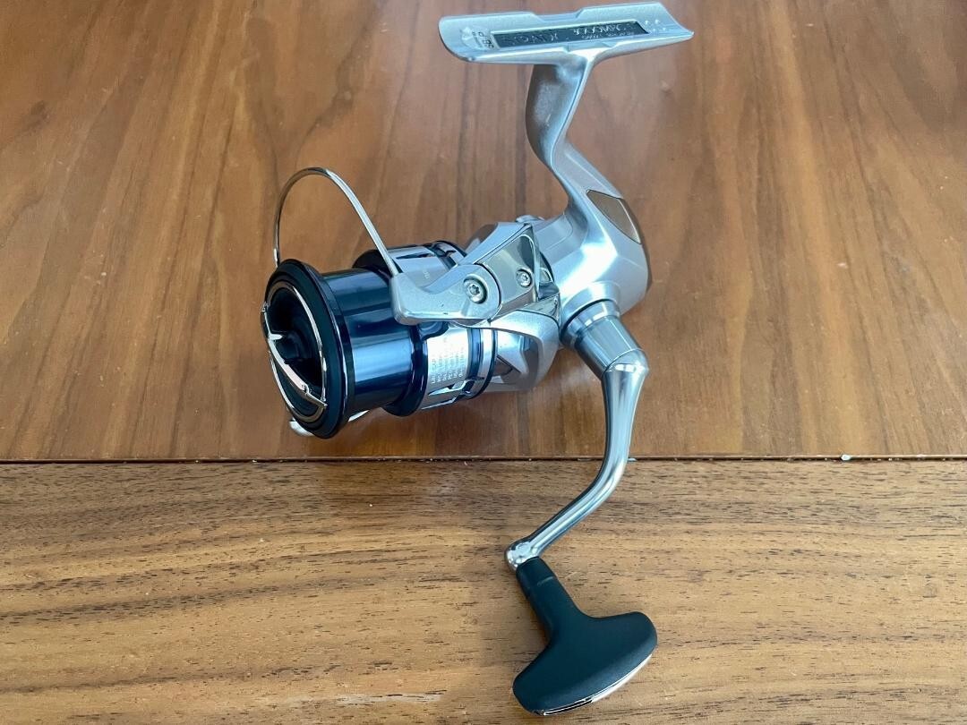 Shimano 19 STRADIC 3000MHG Spinning Reel