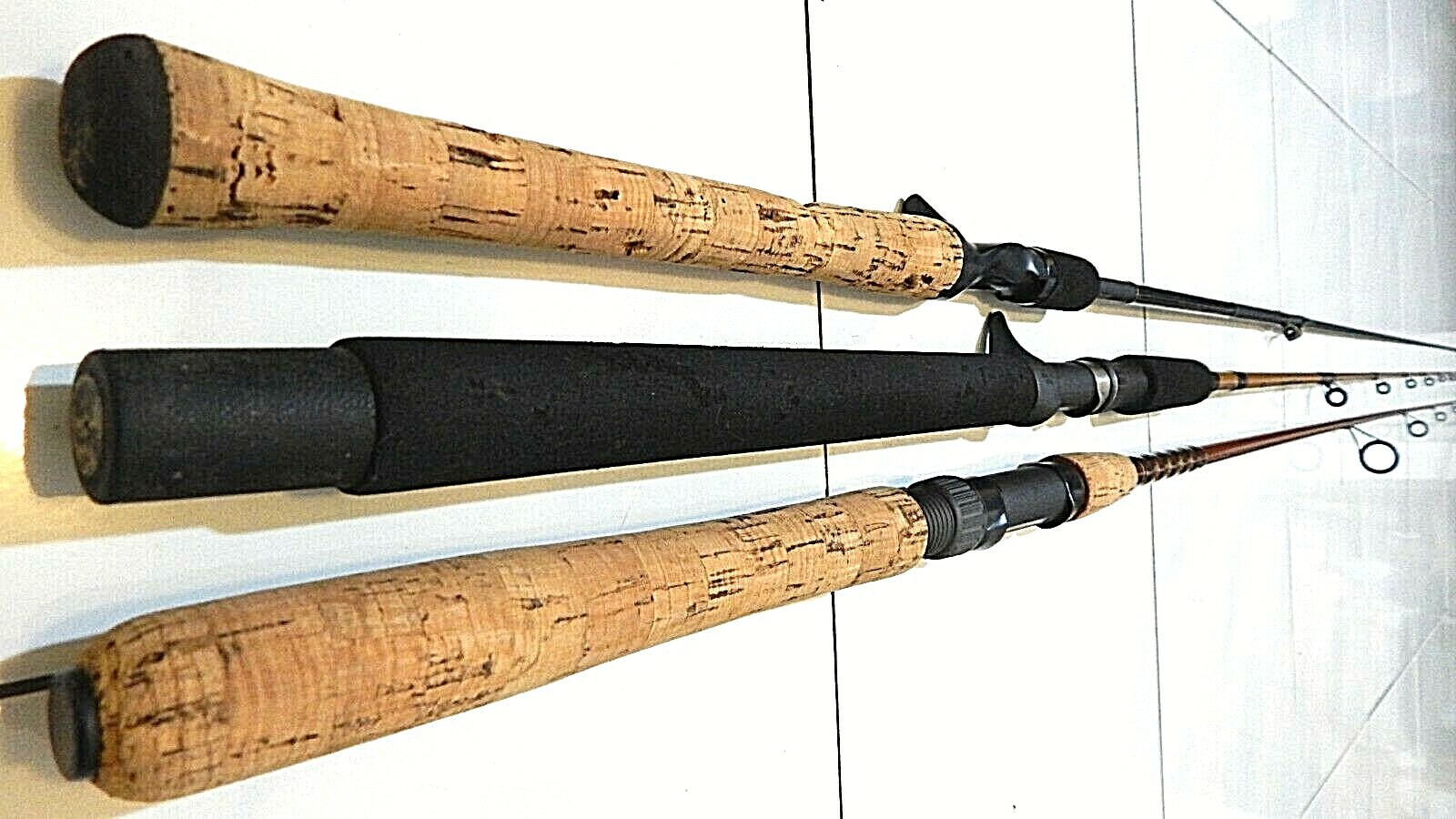 Choose ONE(1) UglyStik Tiger BWC2240(6’9″) ,or, Daiwa VIP213(6’9″) glass rod-NOS