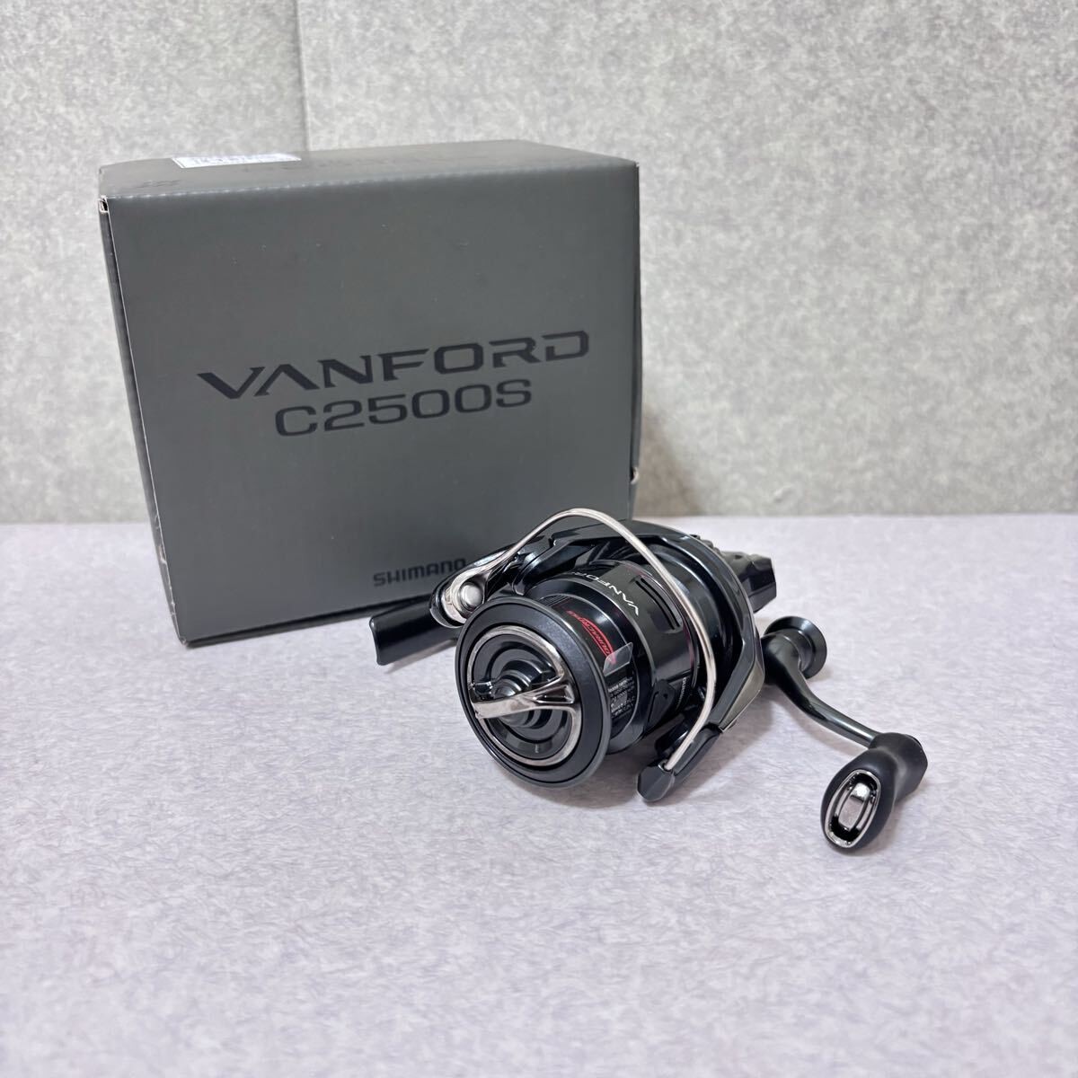 Shimano spinning reel 24 Vanford C2500S 04703 Fishing gear Used