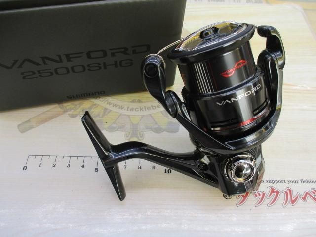 Shimano 24 Vanford 2500 SHG Spinning Reel Used