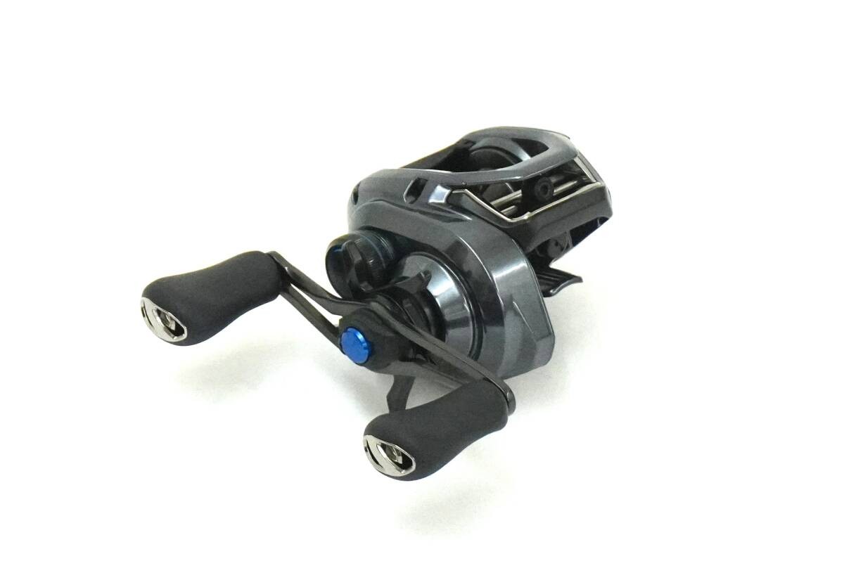 Shimano 24 SLX 70XG Right Handle [Good Condition]