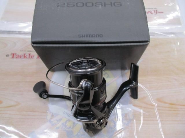 Shimano 24 Vanford 2500 SHG Spinning Reel Used