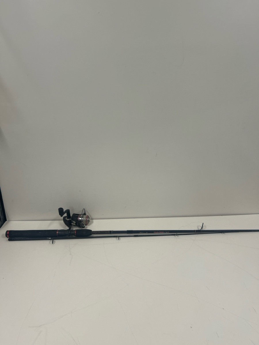 UGLY STIK ROD & REEL GX2 (P20033377)