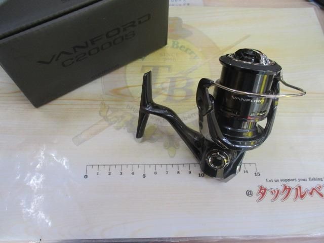 Shimano 24 Vanford C2000S Spinning Reel Used