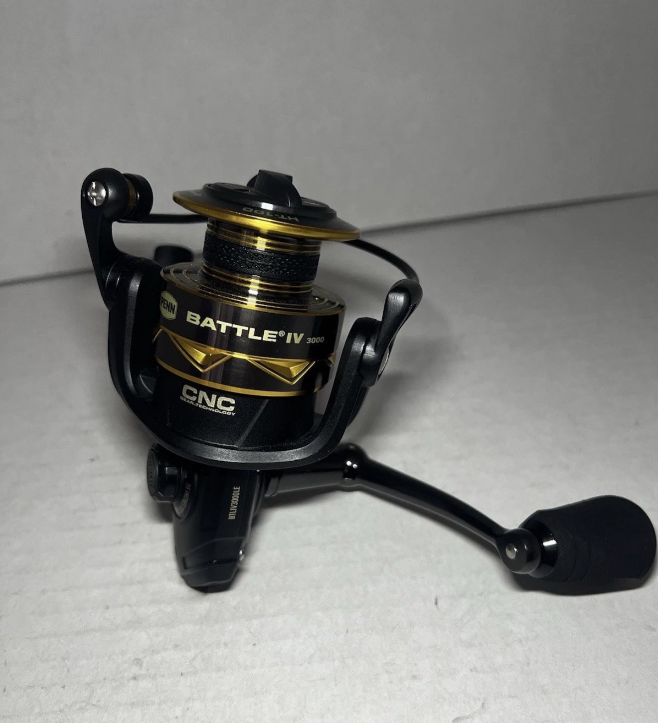 Penn Battle IV 3000LE Spinning Reel