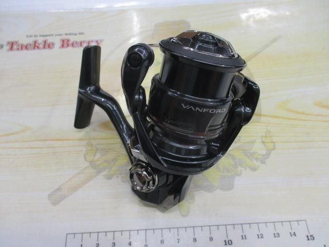 Shimano 24 Vanford C2000S Spinning Reel Used