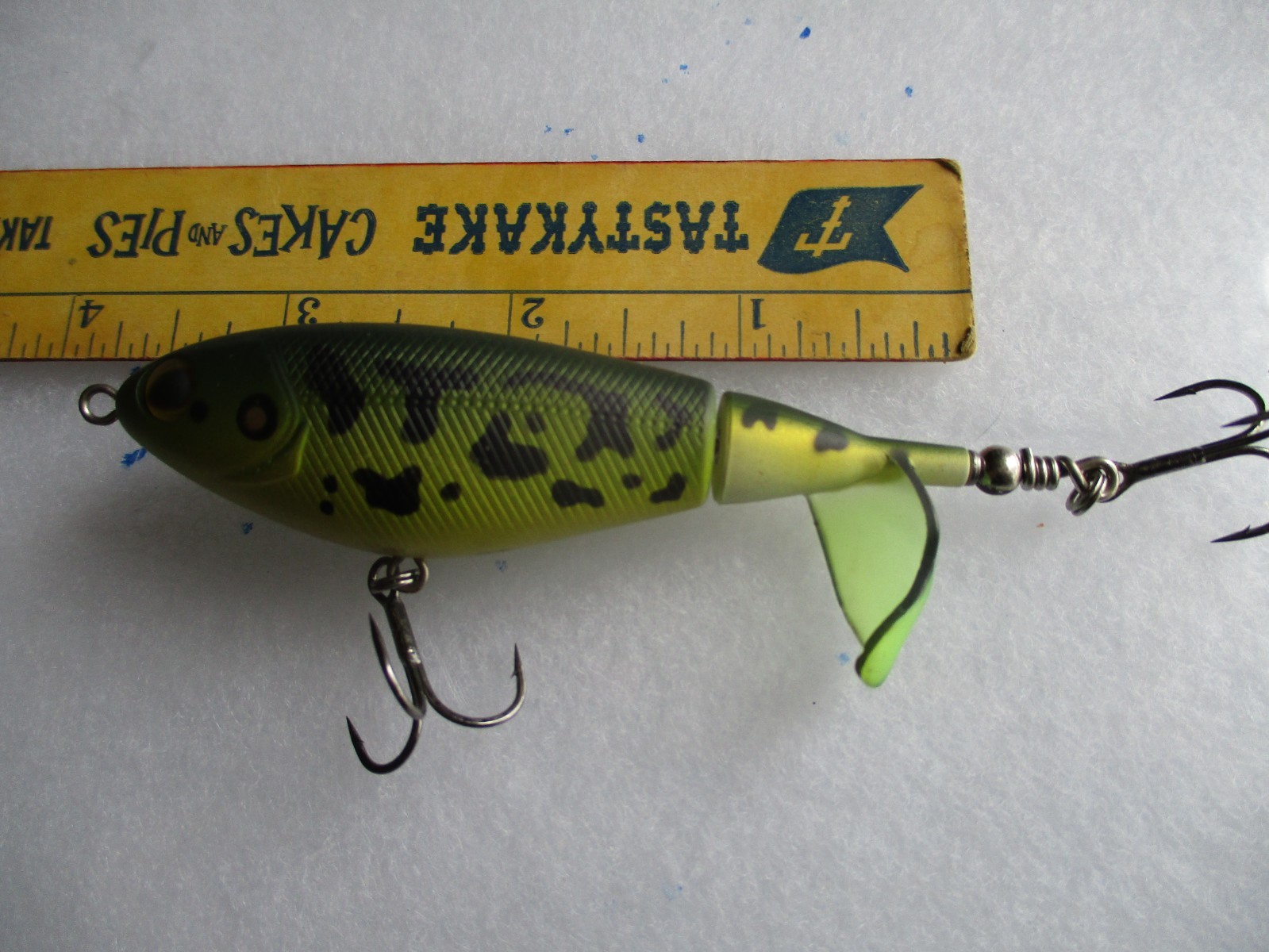 berkley choppo 90 bass surface lure 3 1/2″ – 1/2oz rattles  frog