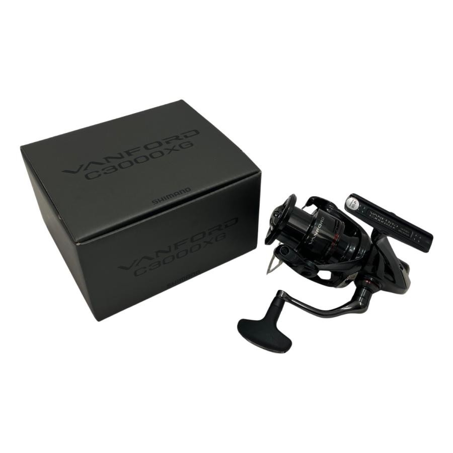Used SHIMANO 24 Vanford C3000XG 047083 Some scratches and dirt