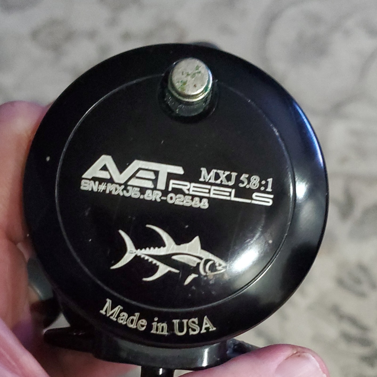 Avet MXJ 5.8:1 Lever Drag Fishing Reel Black 5.8:1 Gear Ratio