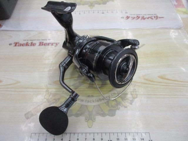 Shimano 24 Vanford C5000XG Spinning Reel Used