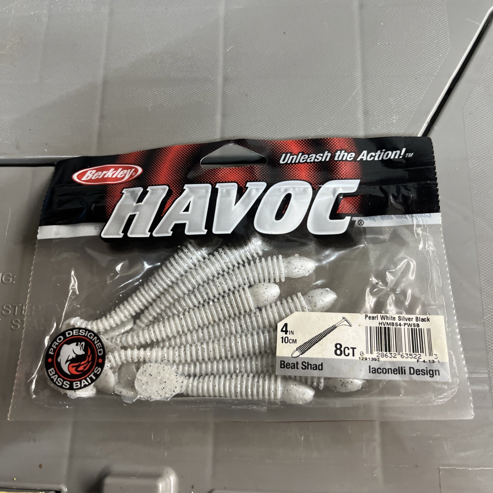 Berkley HAVOC Bait BEAT SHAD   4″ Inch 8 Pk  PEARL WHITE SILVER BLACK Iconelli