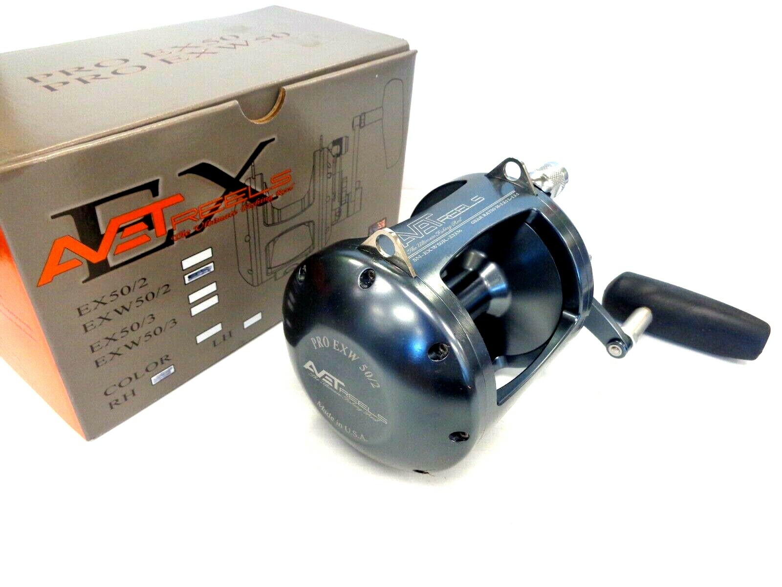 Avet EXW50/2 Two-Speed Lever Drag Casting Big Game Reel – GUNMETAL Right Handed