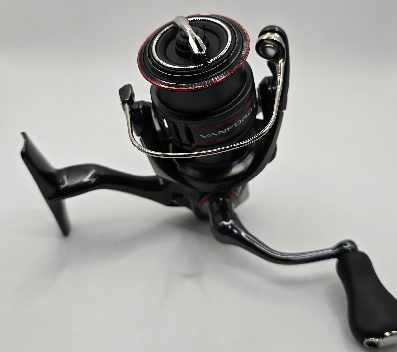 Shimano Vanford C2000SHG Spinning Reel from Japan