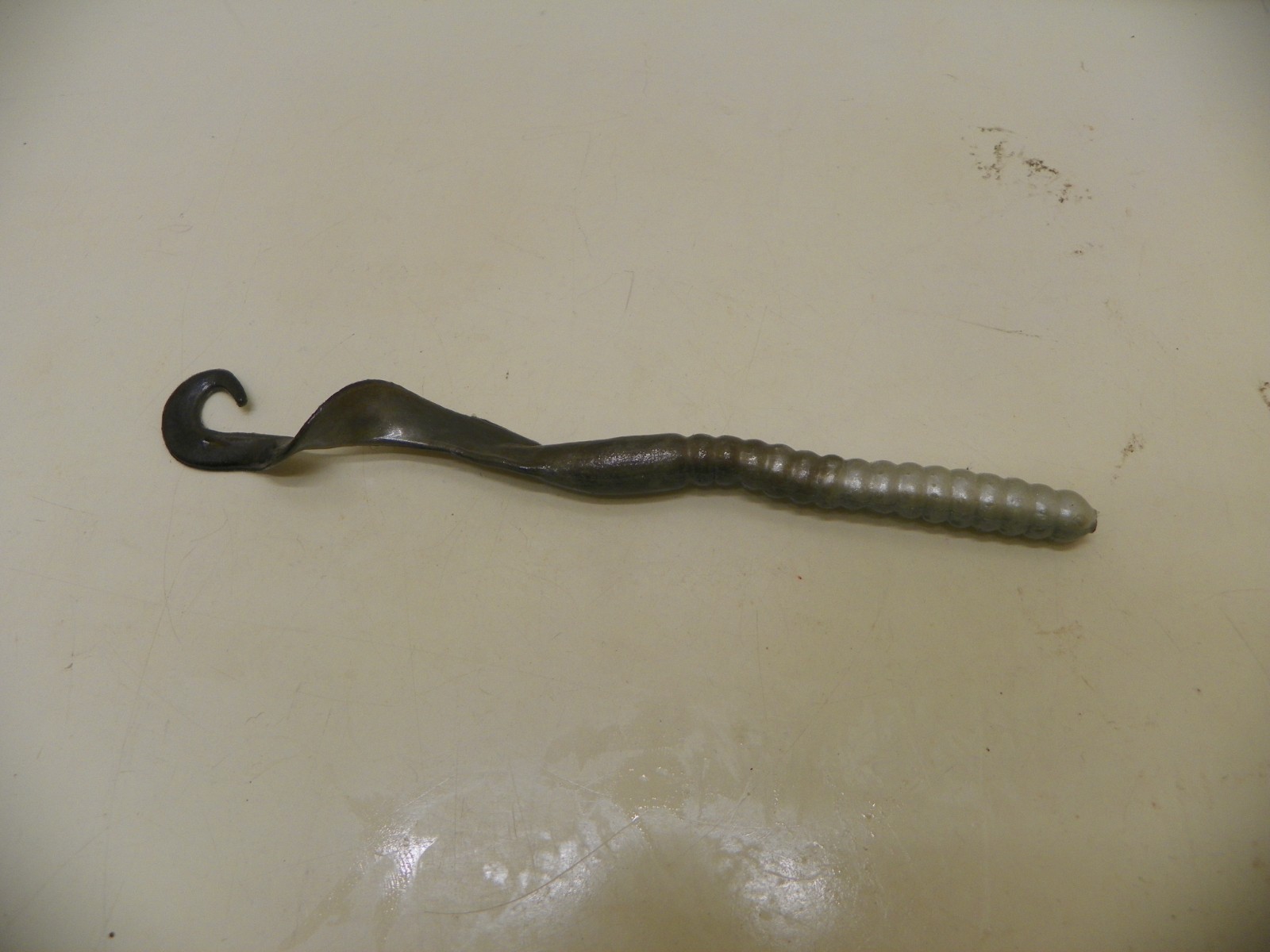Berkley power worms power auger 7″ 27 Count