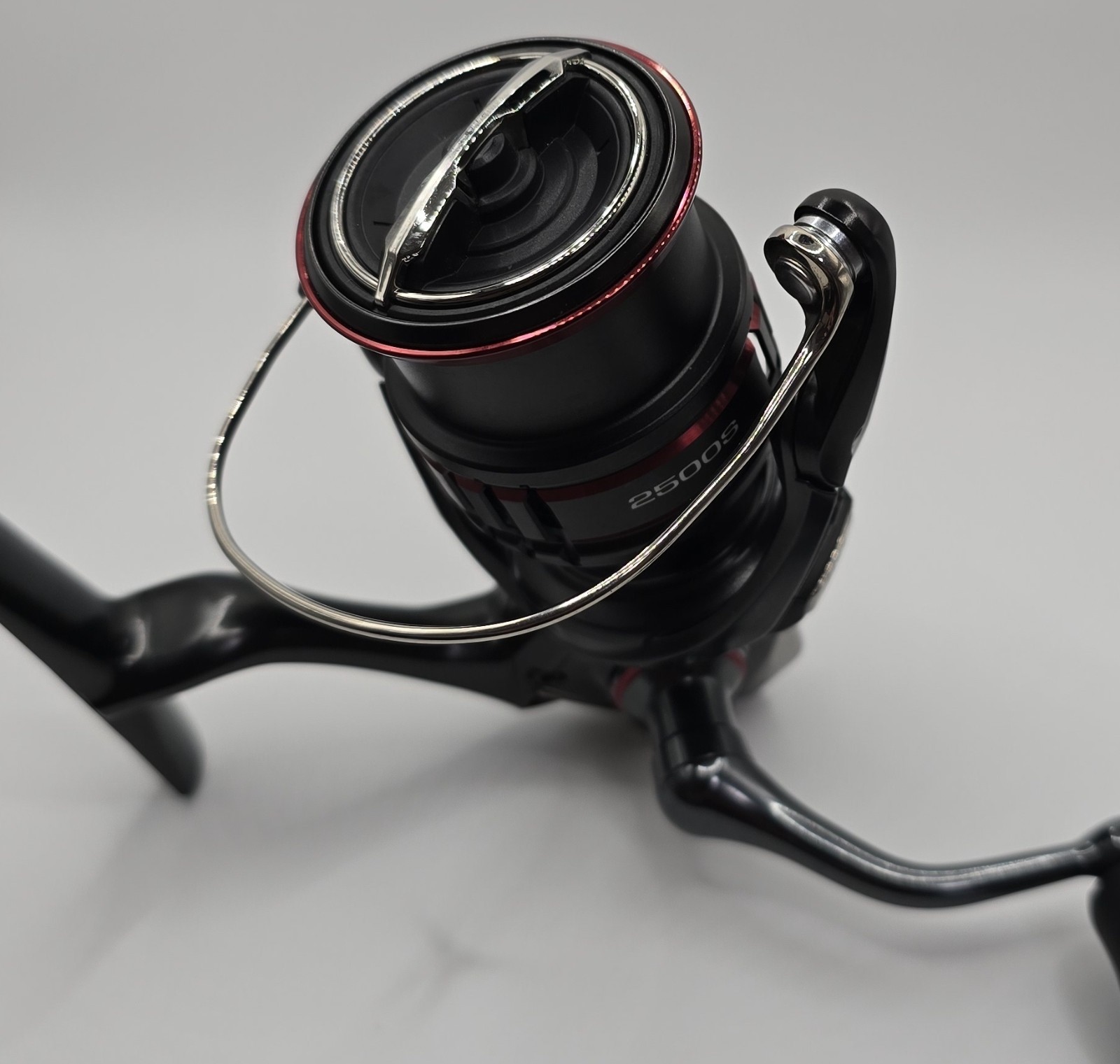 Shimano Vanford 2500S Spinning Reel from Japan