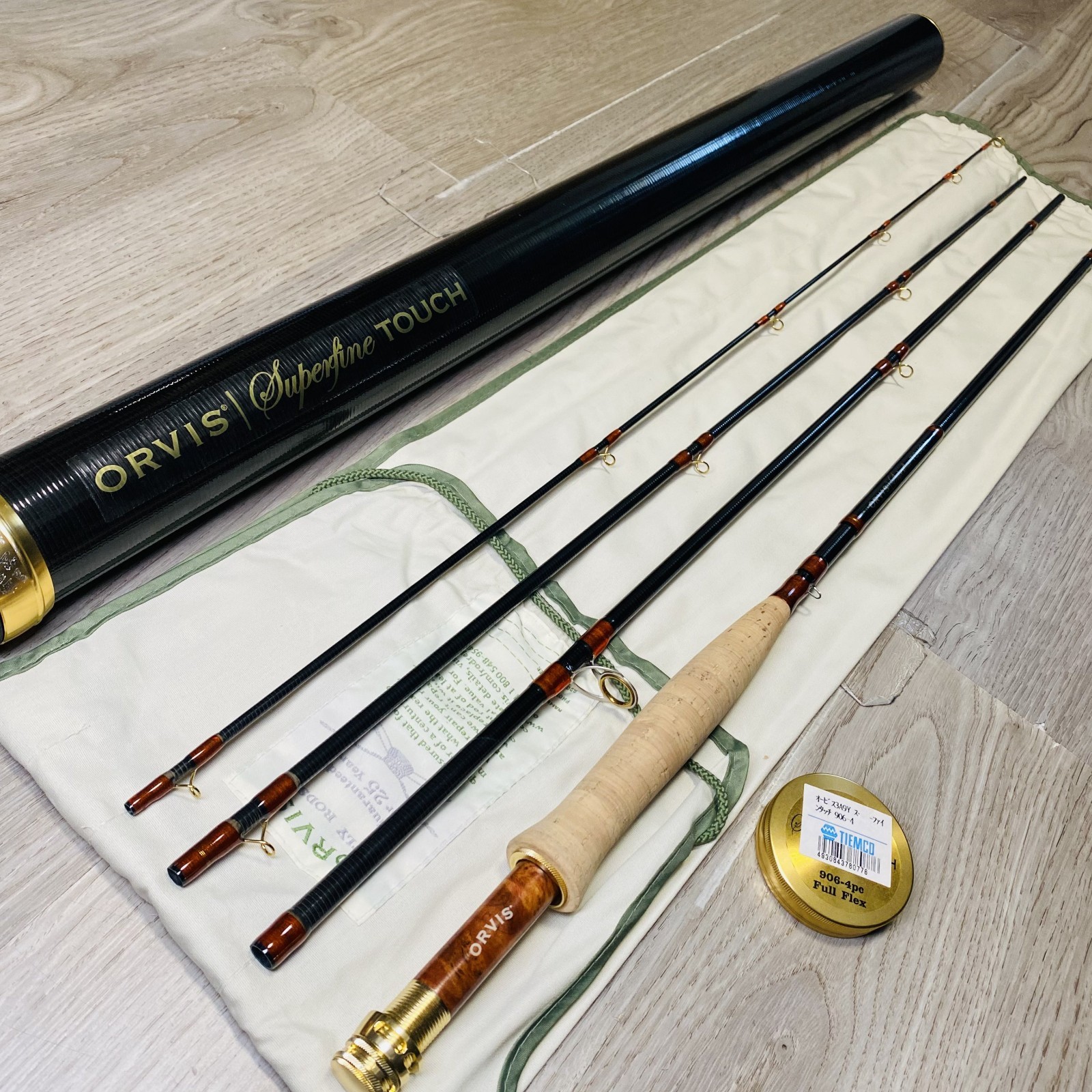 [Beautiful] Orvis Superfine TOUCH 906-4 9’0” 6wt Fly rod w/Tube Case Sock