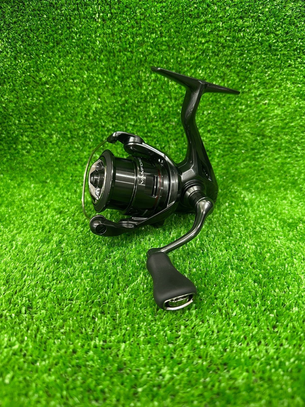 SHIMANO 24 Vanford C2000SHG Spinning Reel Used JDM Japan