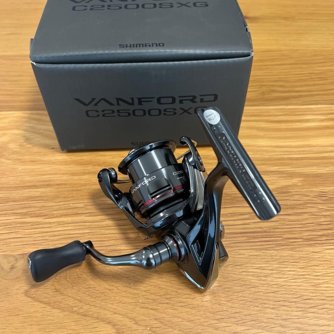 Shimano 24 VANFORD C2500SXG Spinning Reel Fishing