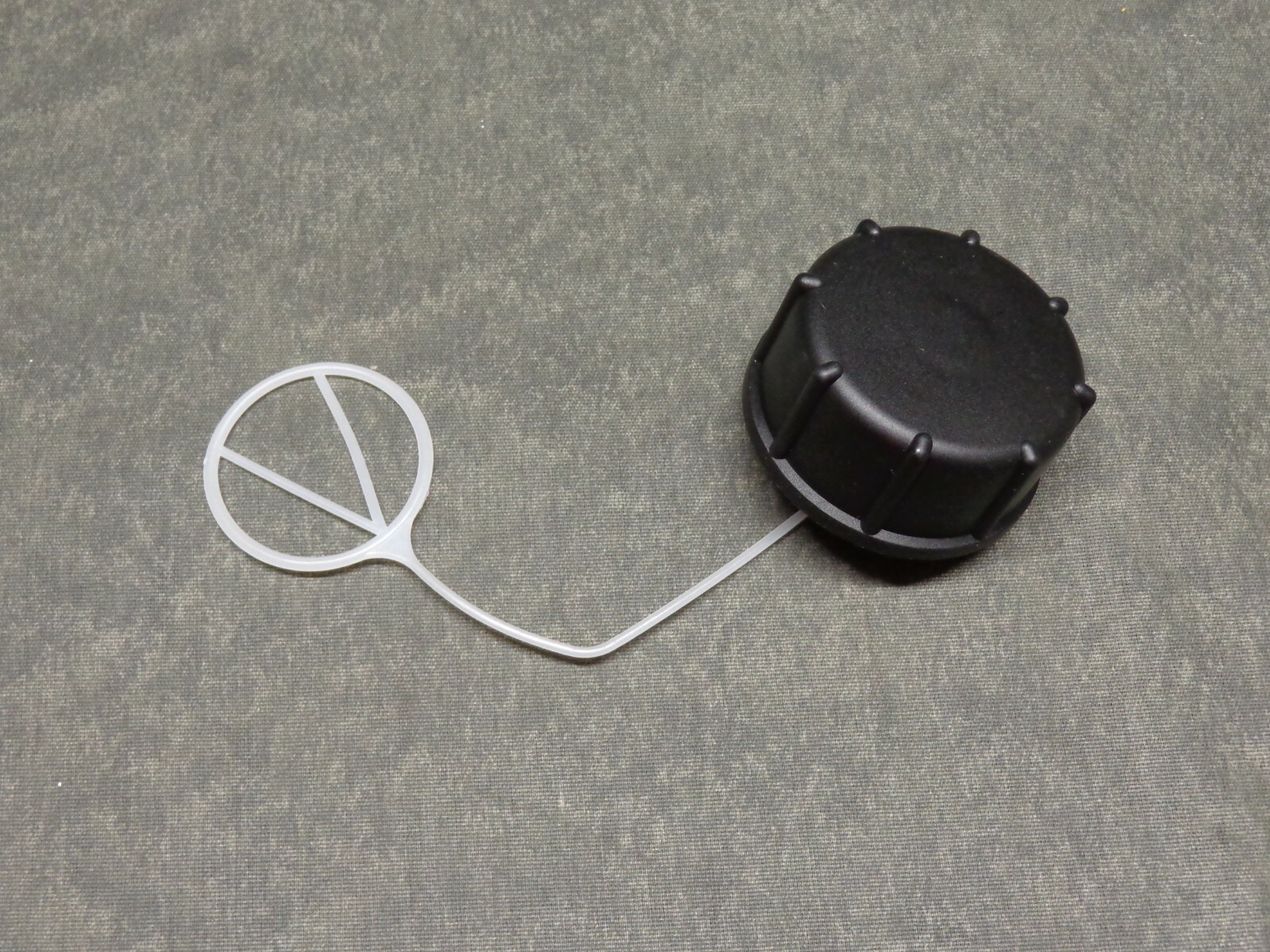 JIFFY Ice Auger 4468 FUEL TANK CAP GENUINE OEM Ice Drill GAS CAP