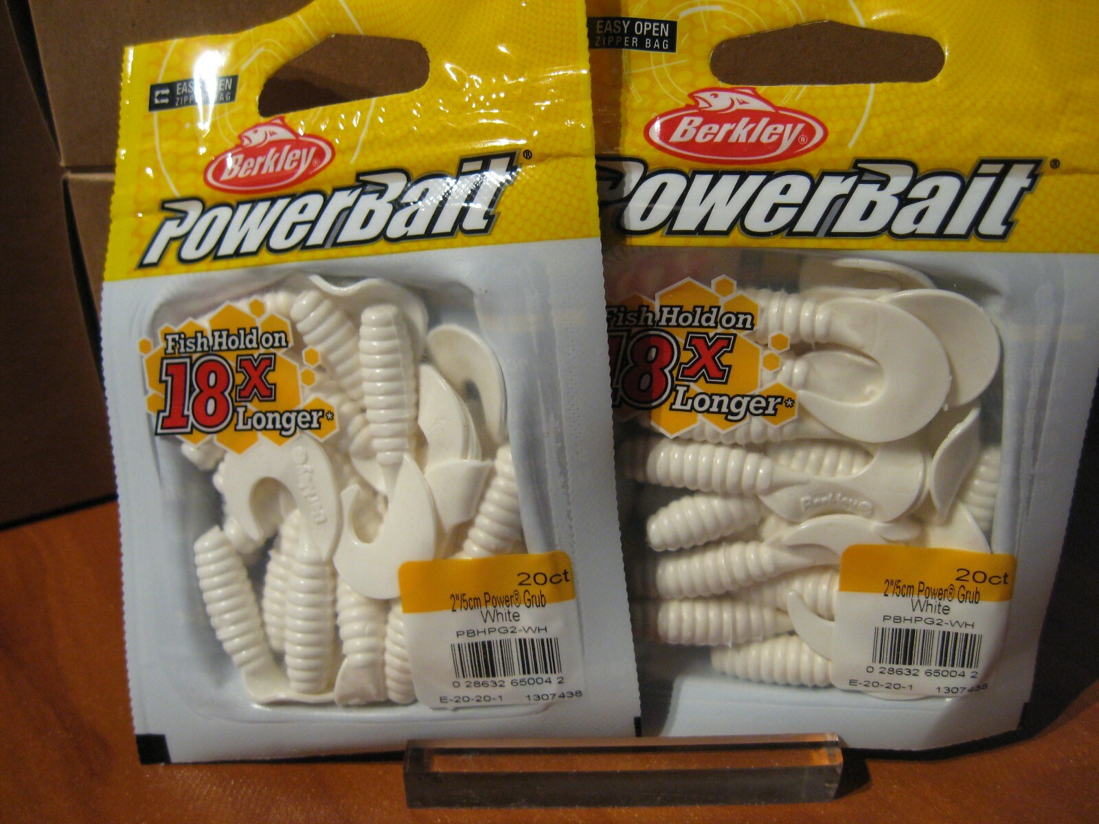2 Packs Berkley Soft Fishing PowerBait / 2″ Single Tail Power Grub Solid White