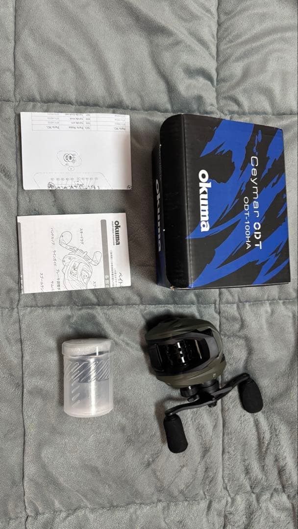 okuma Ceymar ODT bait reel right handle