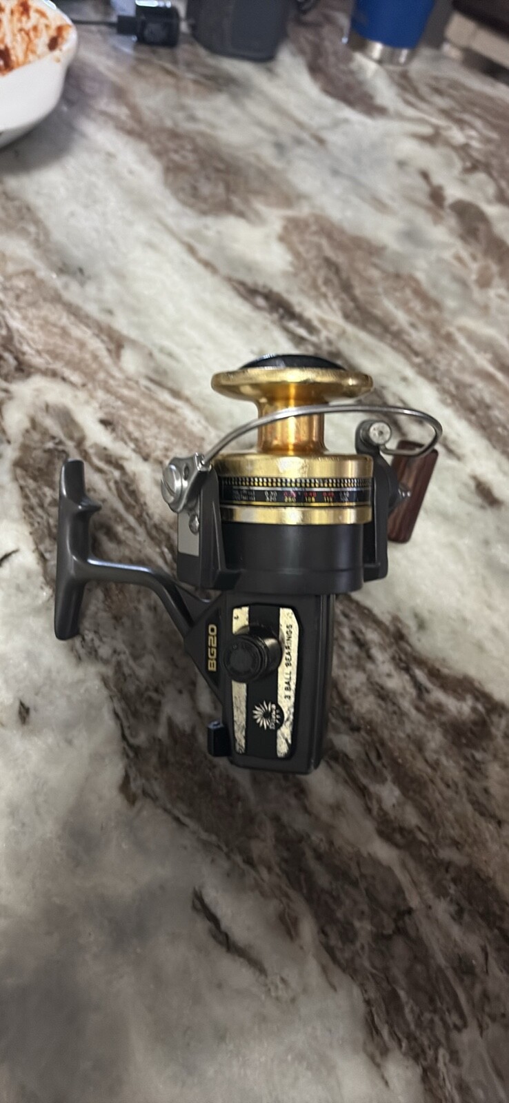 VINTAGE Daiwa BG20 Fishing real in good condition