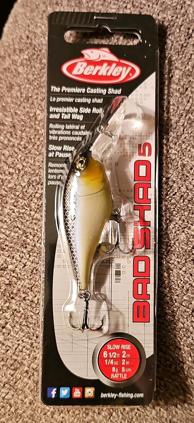 Berkley Bad Shad 5 Crankbait Pearl Black 2″, 1/4oz Fishing Lure