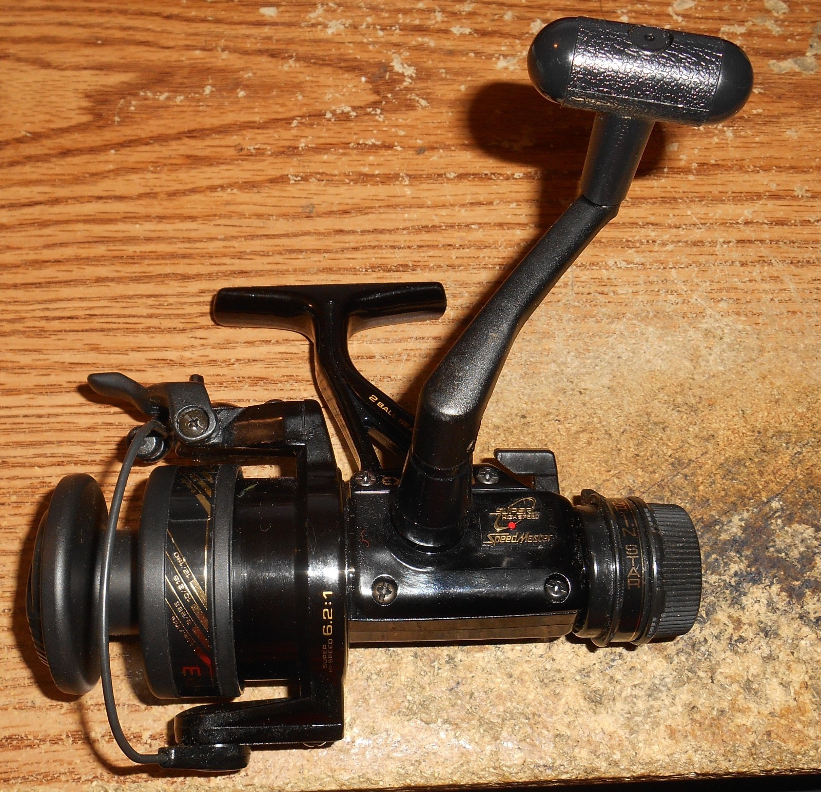 VINTAGE SHIMANO SPEEDMASTER CX 3000SQ SPINNING REEL/TOUGH!
