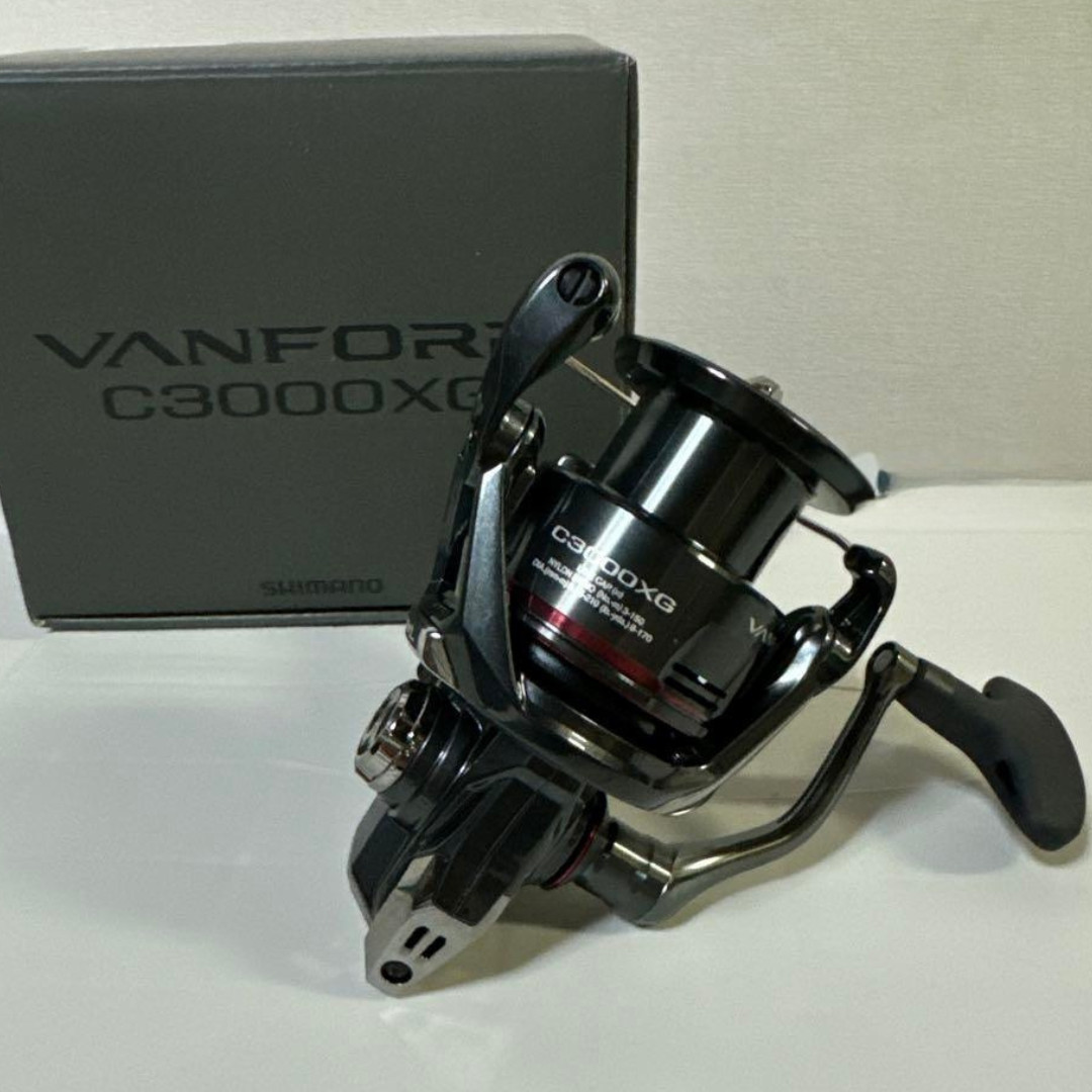 Shimano 24 Vanford C3000XG Spinning Reel Saltwater Freshwater Fishing New in Box