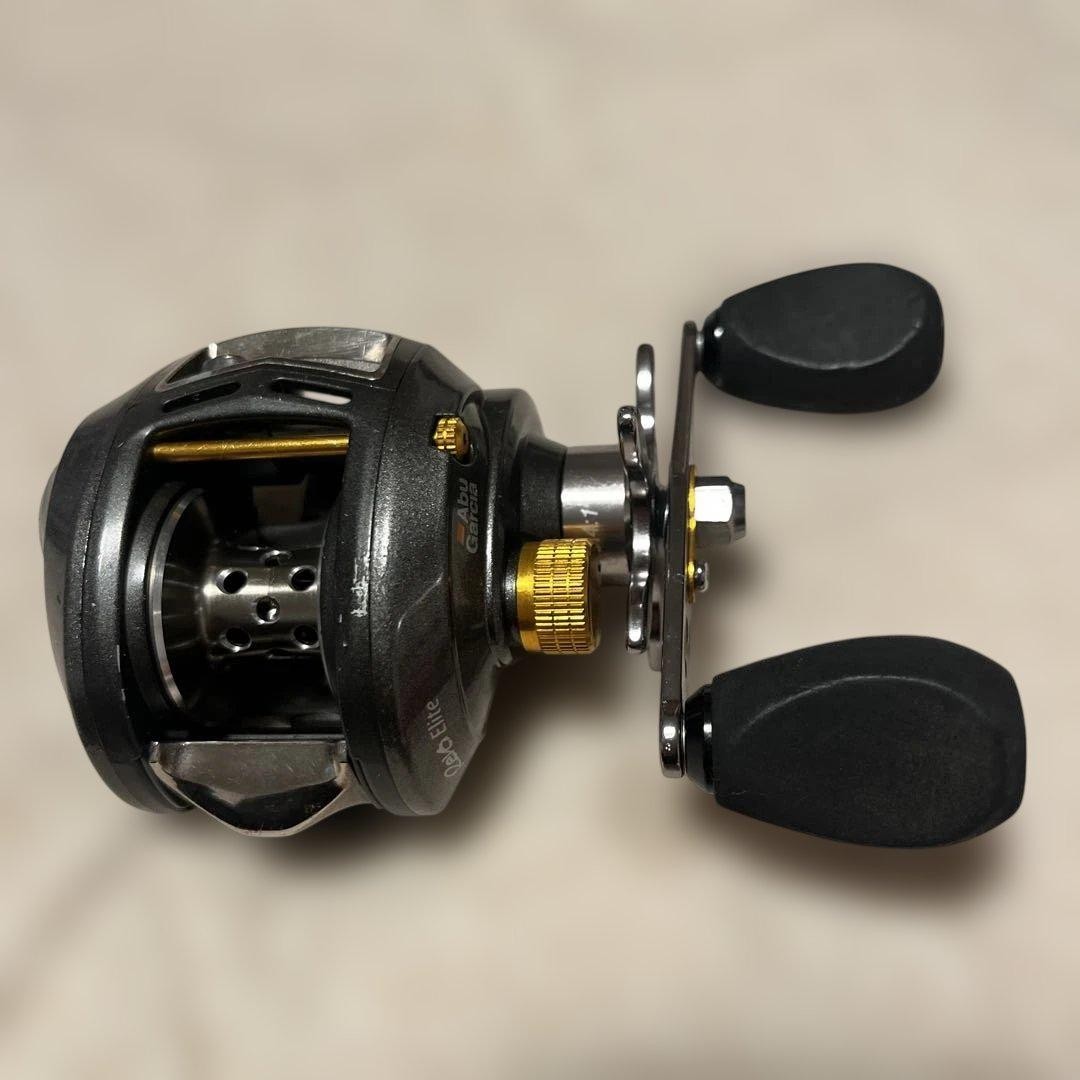 Abu Garcia Revo Elite Baitcast Reel 6.4:1 Smooth Operation Fishing Reel
