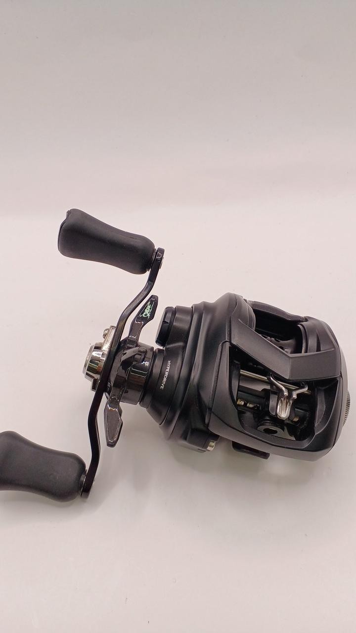 Daiwa Tatula TW 80H Baitcasting Reel High Gear With Box With Manual