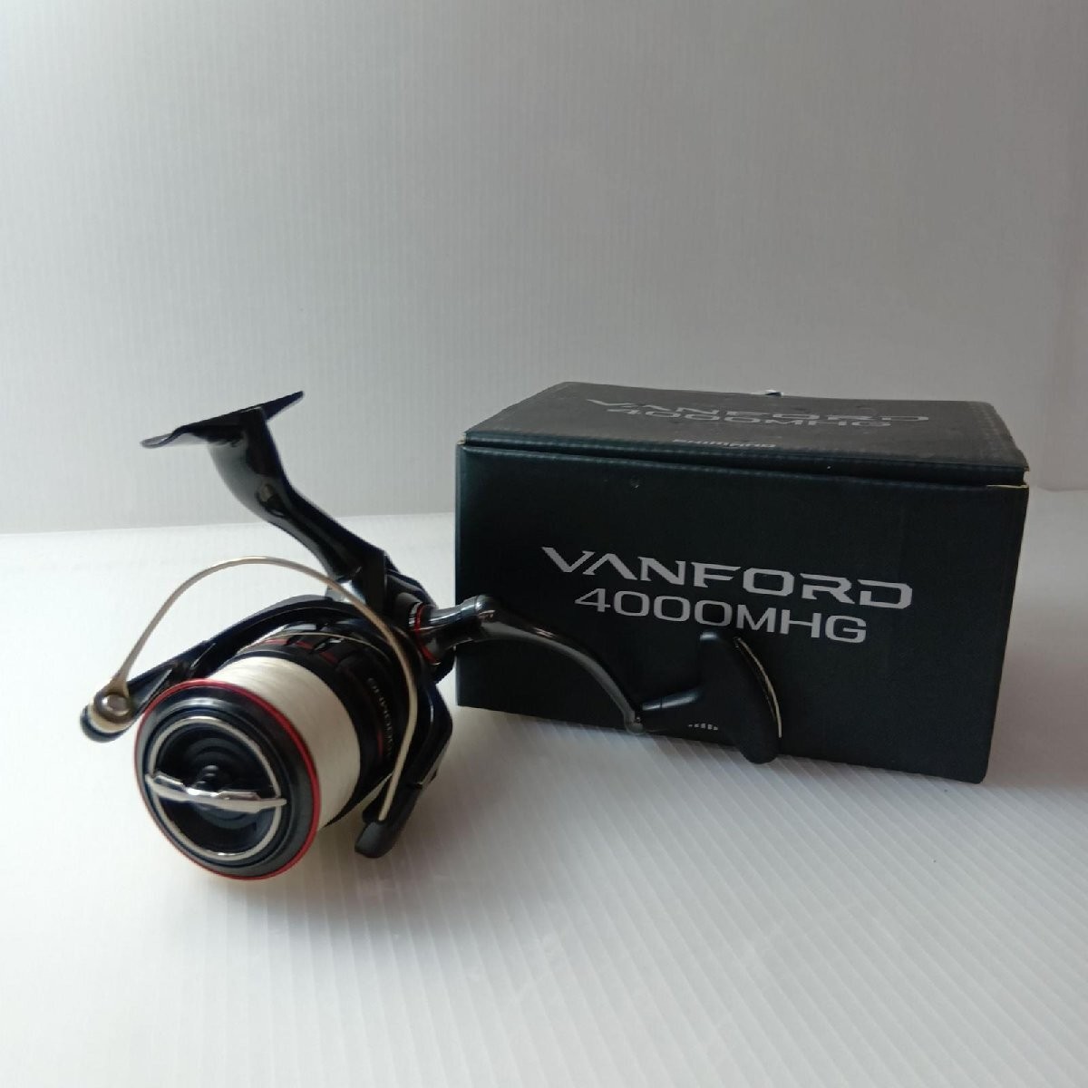 SHIMANO Spinning Reel Vanford 4000mhg 04212 Good